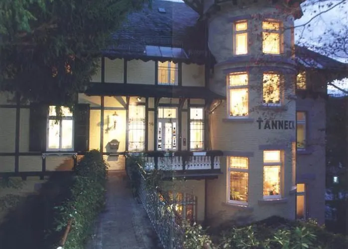 מלון Tanneck 2*