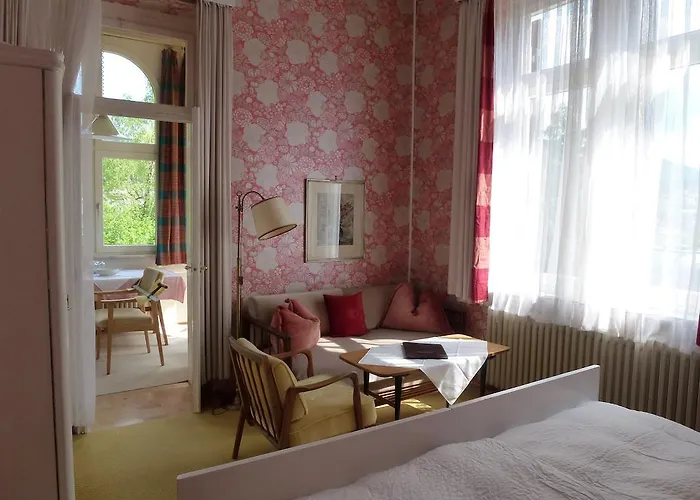 Tanneck 2* באדן-באדן